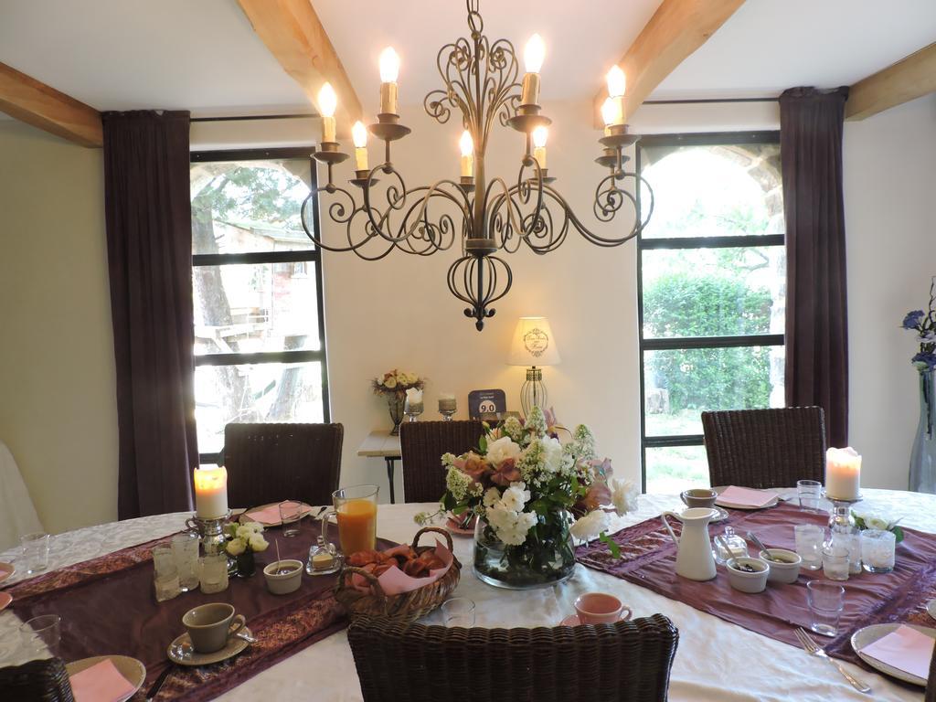 La Flor Azul Bed and Breakfast Grospierres Εξωτερικό φωτογραφία