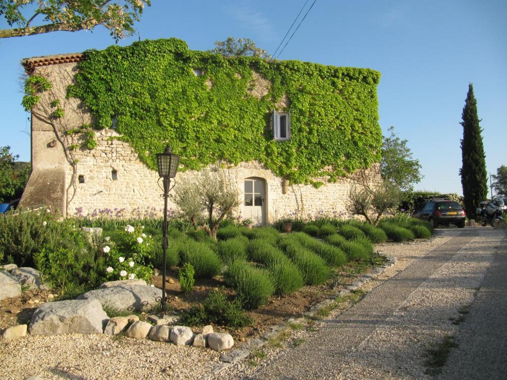 La Flor Azul Bed and Breakfast Grospierres Εξωτερικό φωτογραφία